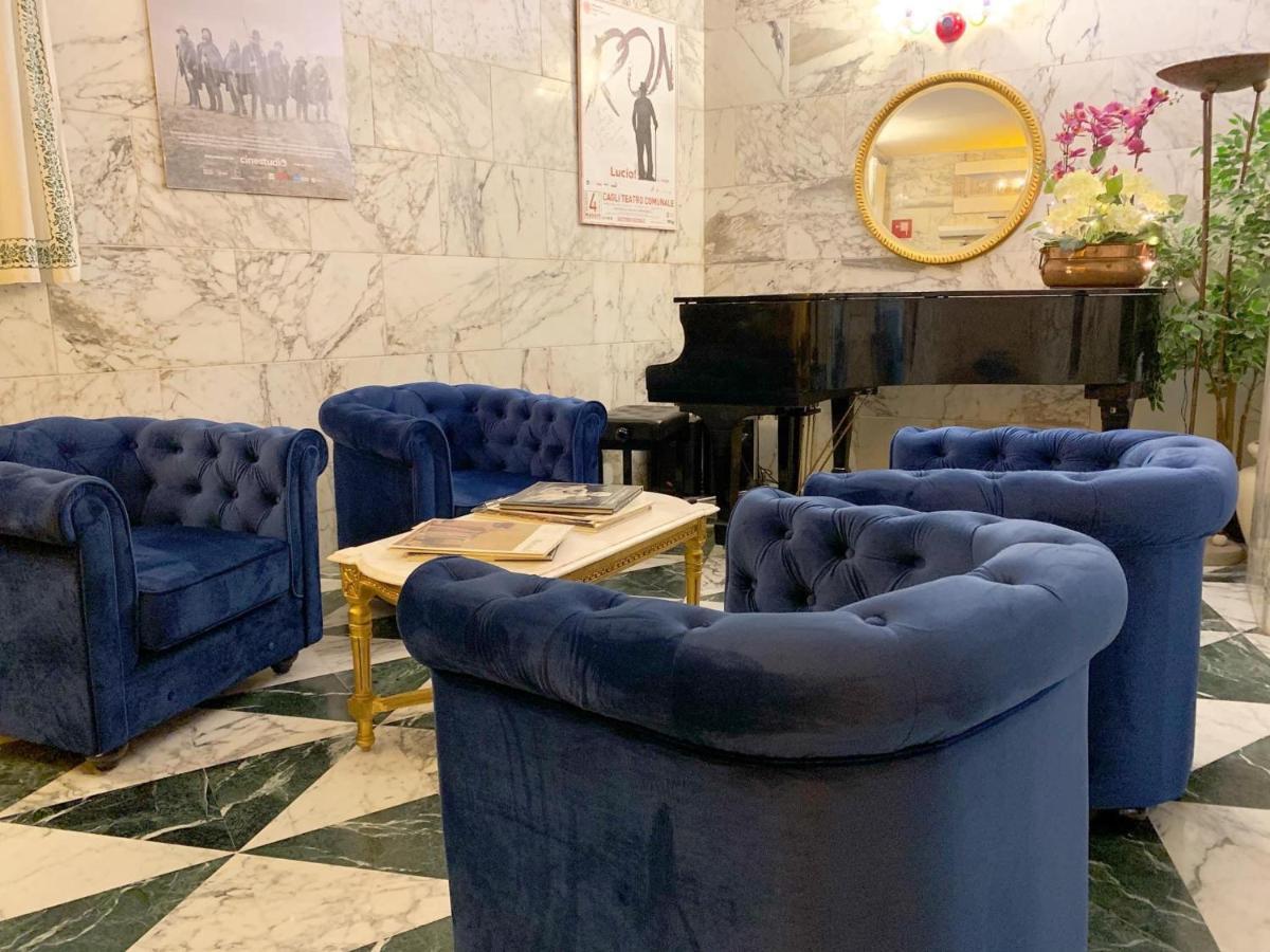 Albergo Hotel Raffaello Urbino Ngoại thất bức ảnh