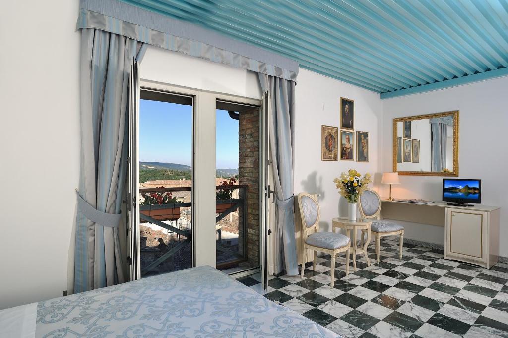 Albergo Hotel Raffaello Urbino Phòng bức ảnh