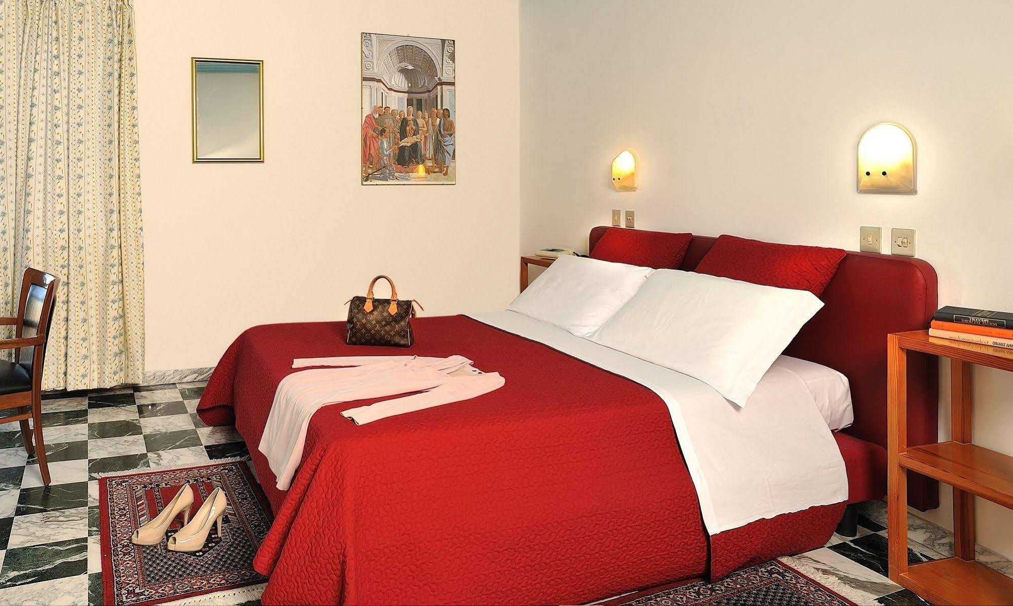 Albergo Hotel Raffaello Urbino Ngoại thất bức ảnh
